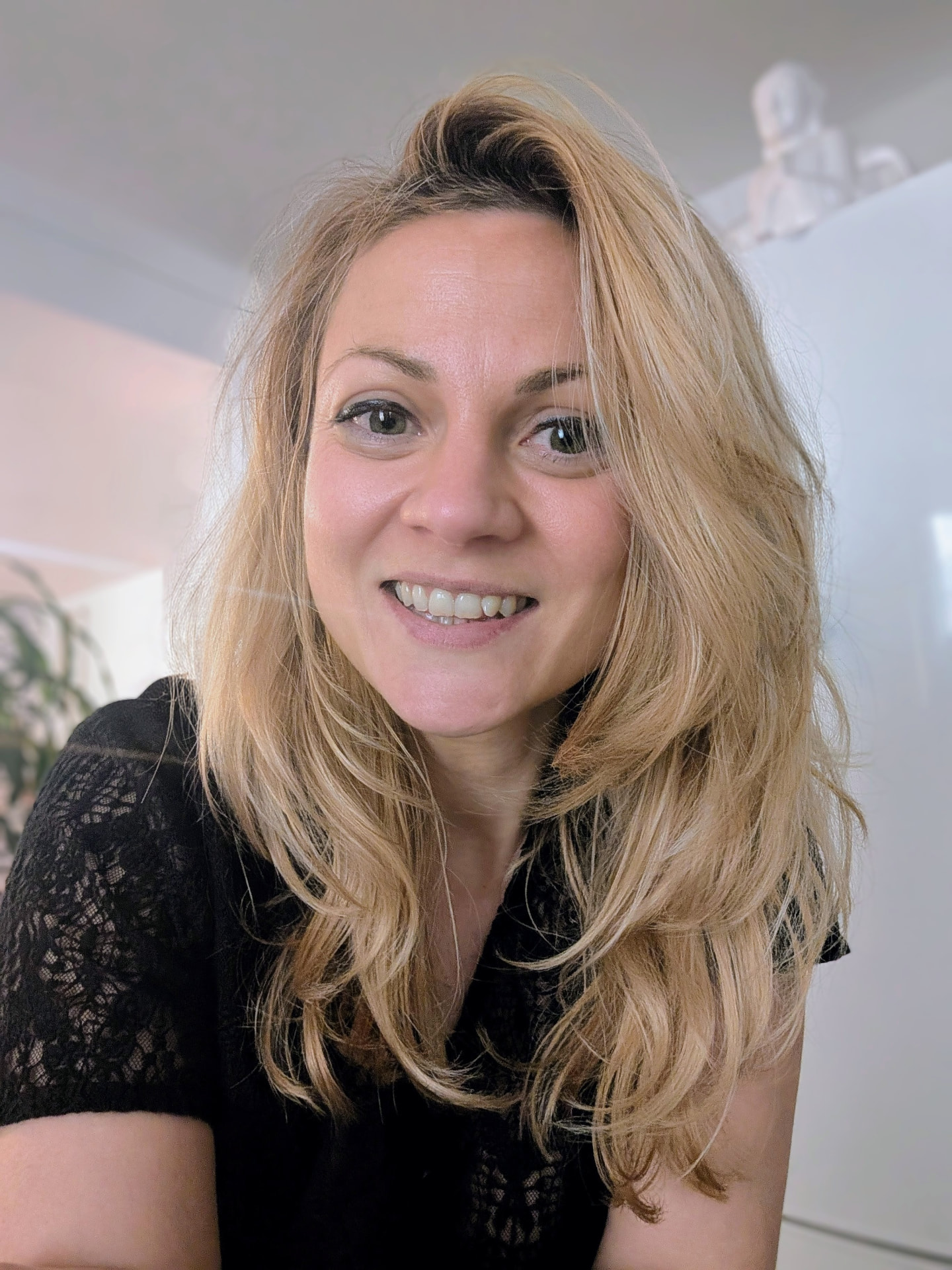 Portrait de Sandra, coiffeuse